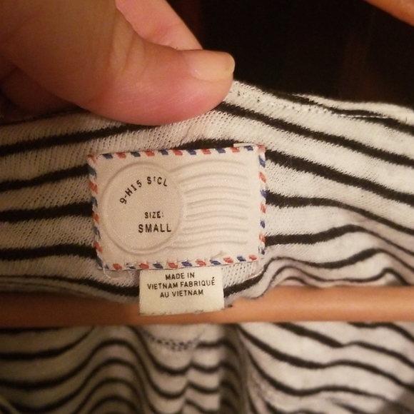 Anthropologie white/black striped vneck  top - Picture 3 of 7